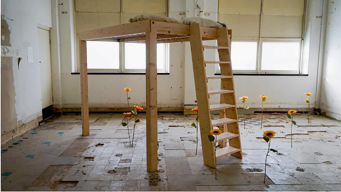 choreographies of un/doings: the curatorial with/in provisional entanglements